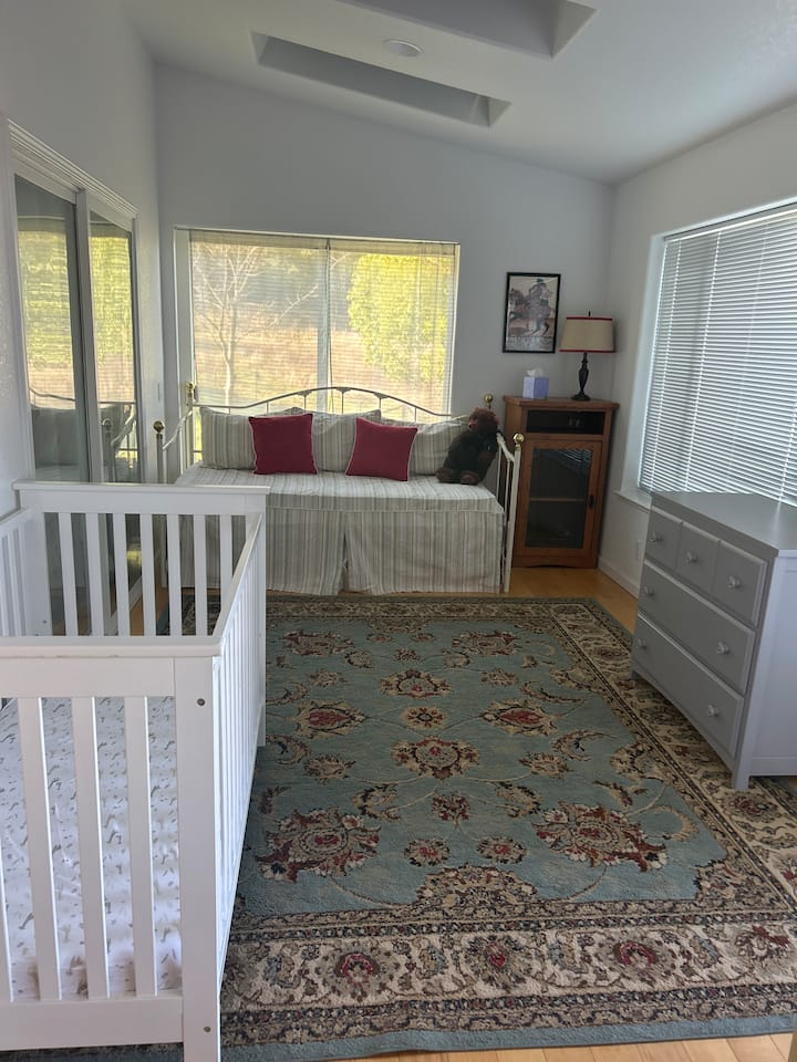 საძინებელი 3