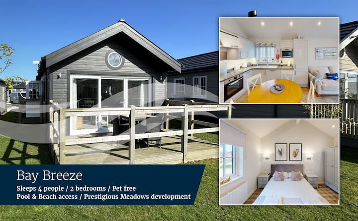 Stunning Coastal Lodge - Sleeping 4 In 2 Bedrooms - Pool And Beach Access Included. - Filey