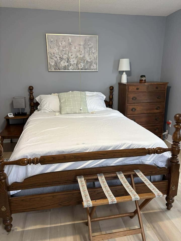 Menšia manželská posteľ