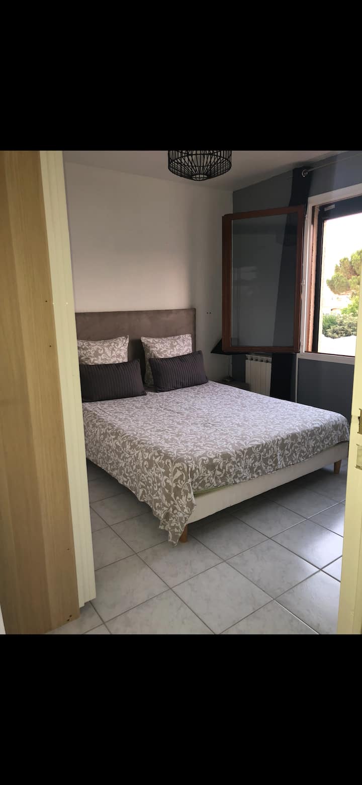 غرفة النوم 2