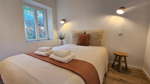 The Little House of Vallon