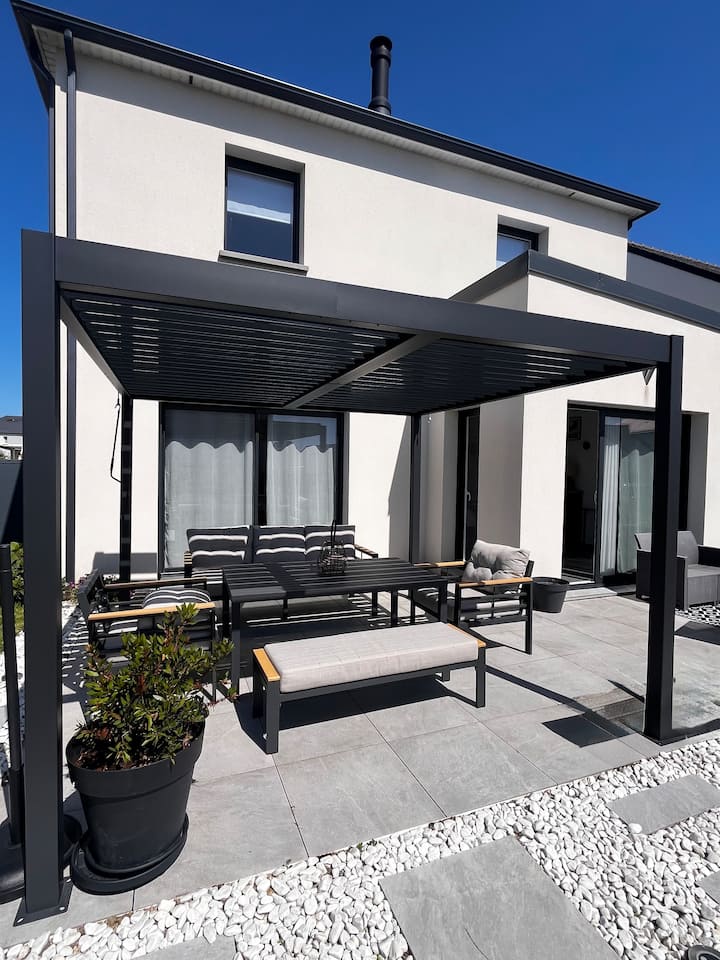 Maison Neuve Sur La Côte Démeraude. - Ploubalay