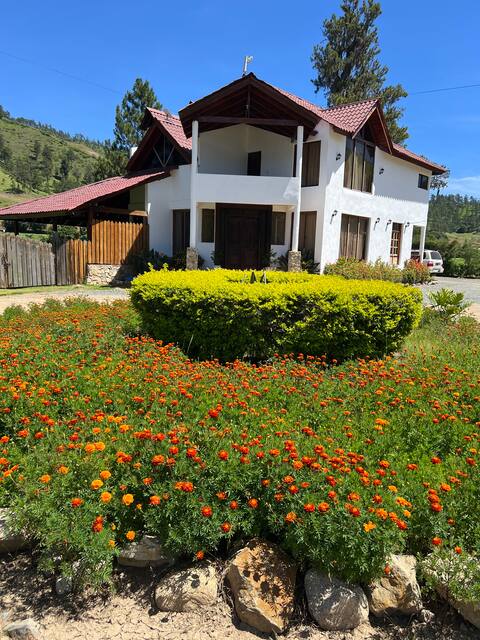 Villa Cipreses del Arroyo