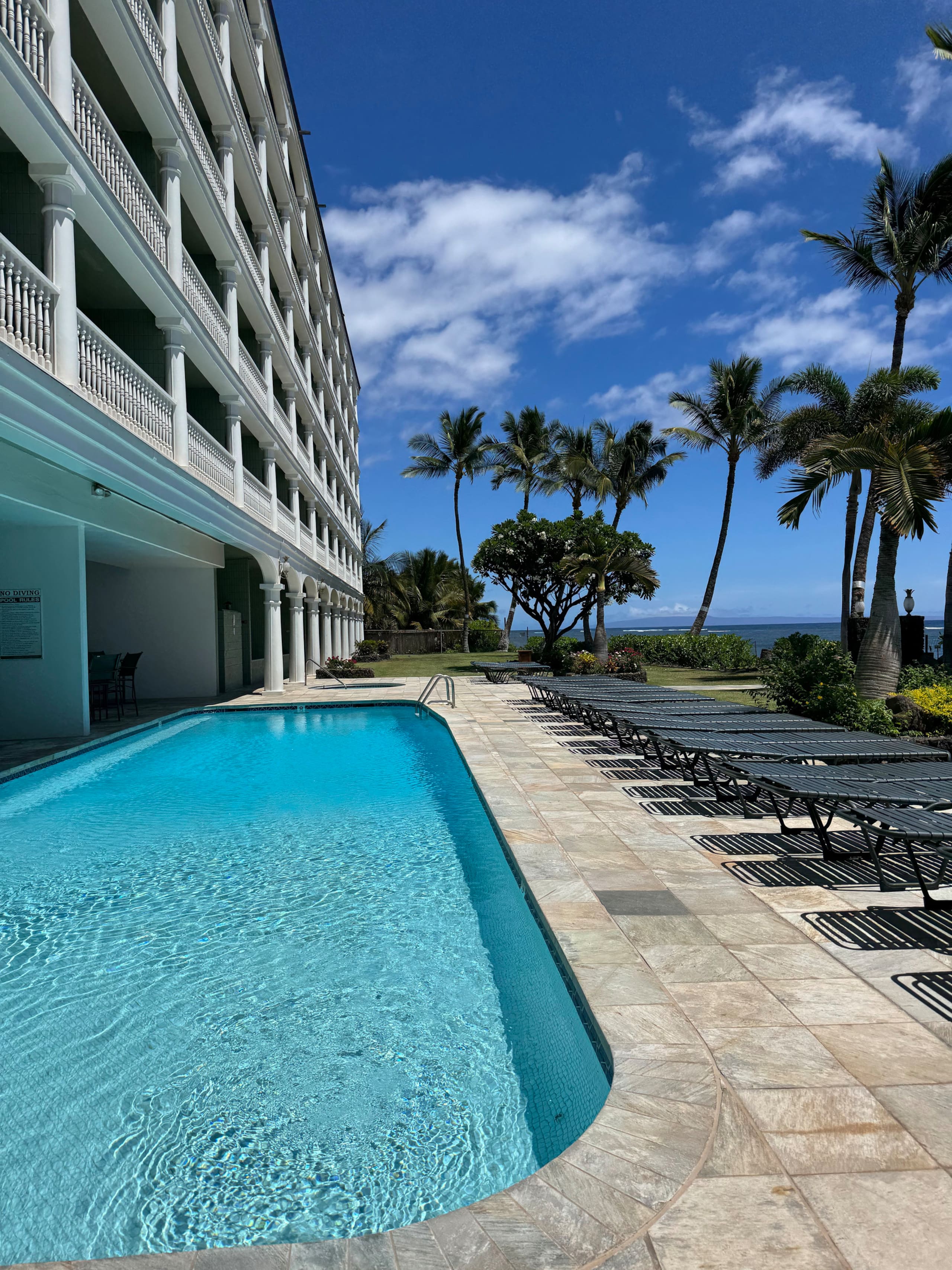 Condo in Lahaina · ★4.93 · Studio · 1 bed · 1 bath - Image 1
