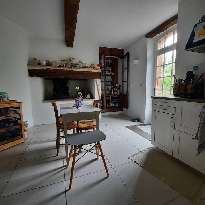 Chambre Dans Un Moulin à Eau Ancien - Nailloux
