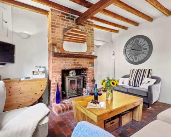 Cute, Characterful  Cottage - Camber Sands