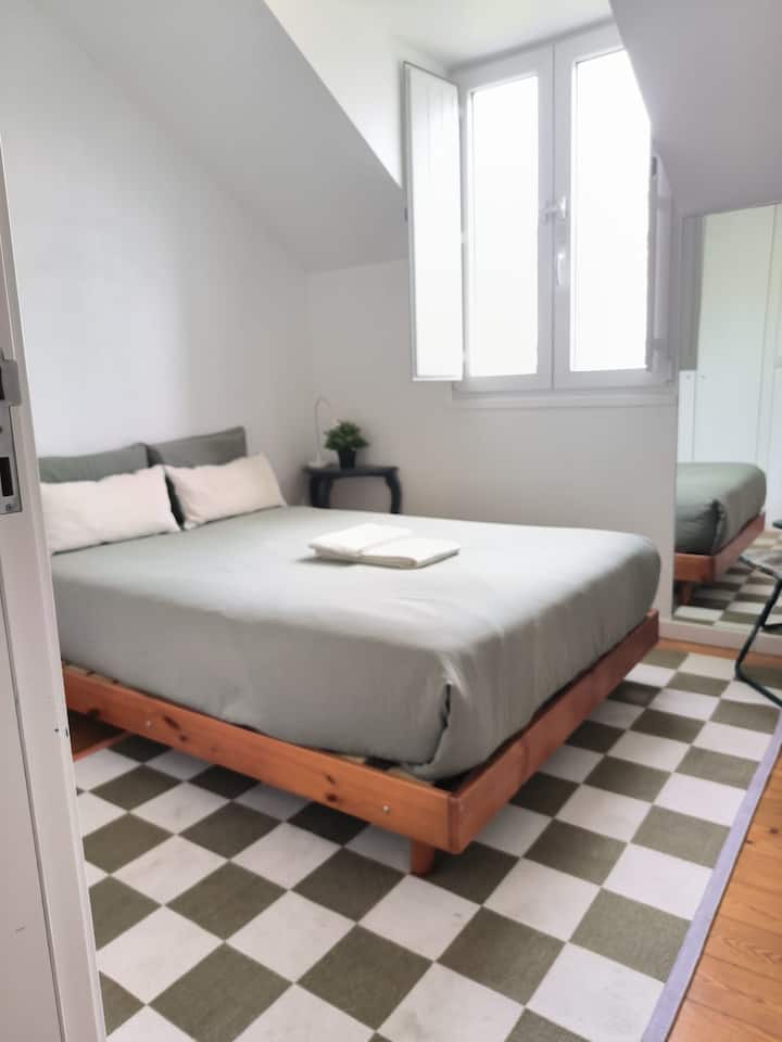 غرفة النوم 2