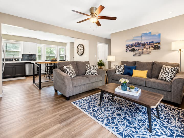 Centrally Located Families, Crews & Extended Stays - Kansas City
