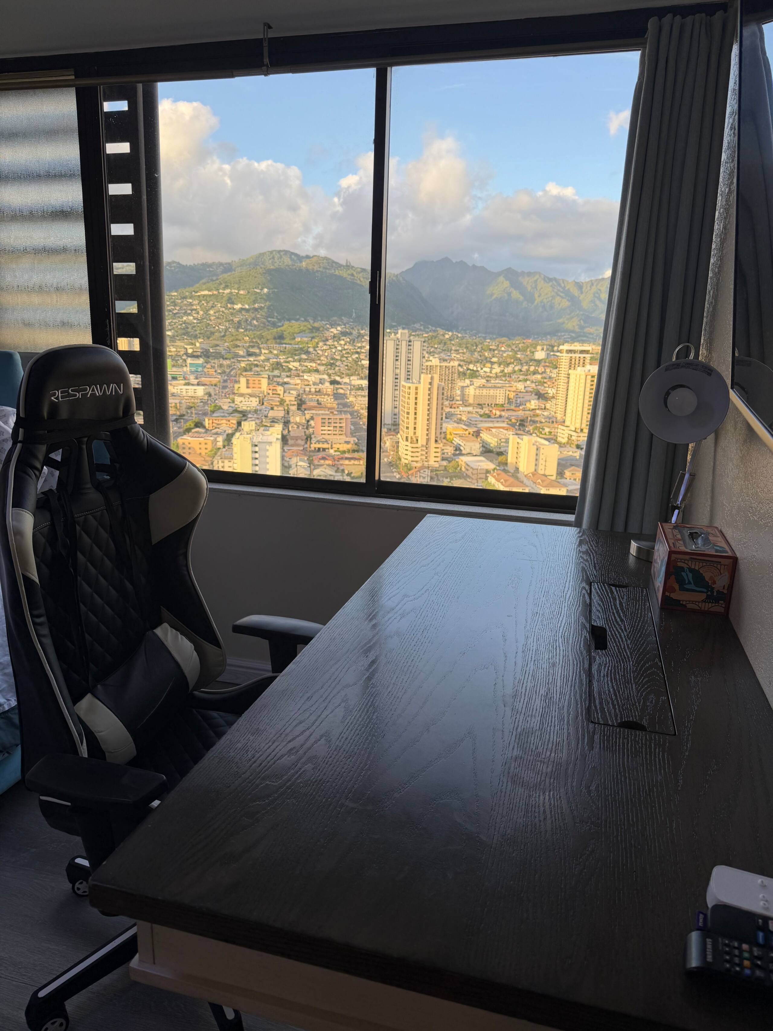Condo in Honolulu · ★4.88 · Studio · 1 private bath - Image 8