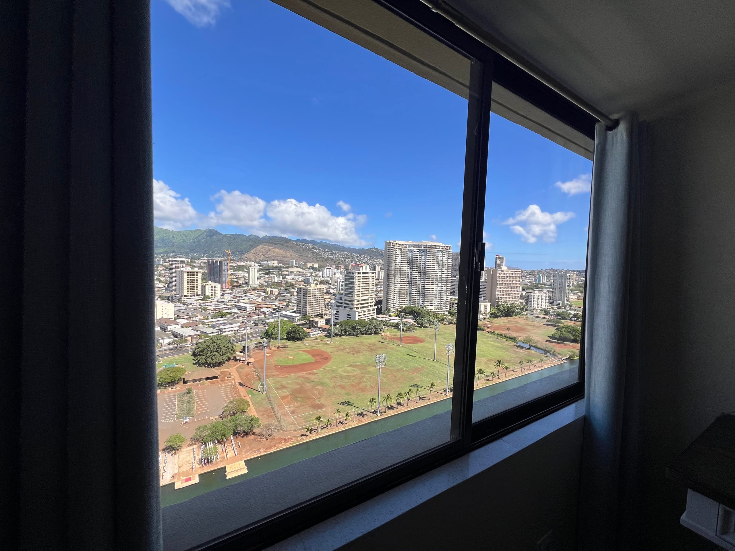 Condo in Honolulu · ★4.88 · Studio · 1 private bath - Image 4