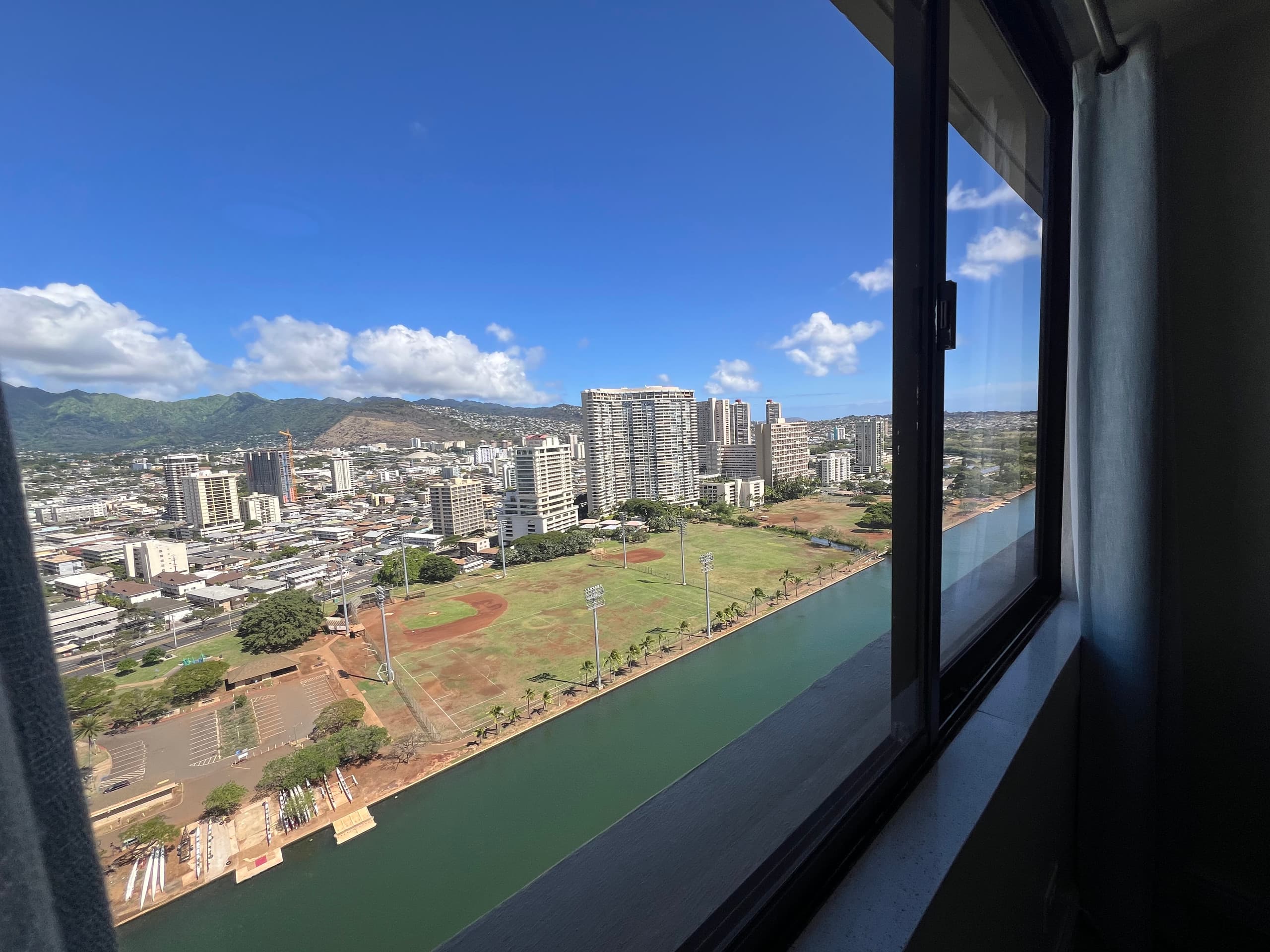 Condo in Honolulu · ★4.88 · Studio · 1 private bath - Image 5