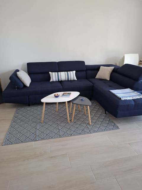 Top performing Airbnb: 2 bedroom flat,80m2 on the seaside. Up to 5people. in Velipojë
