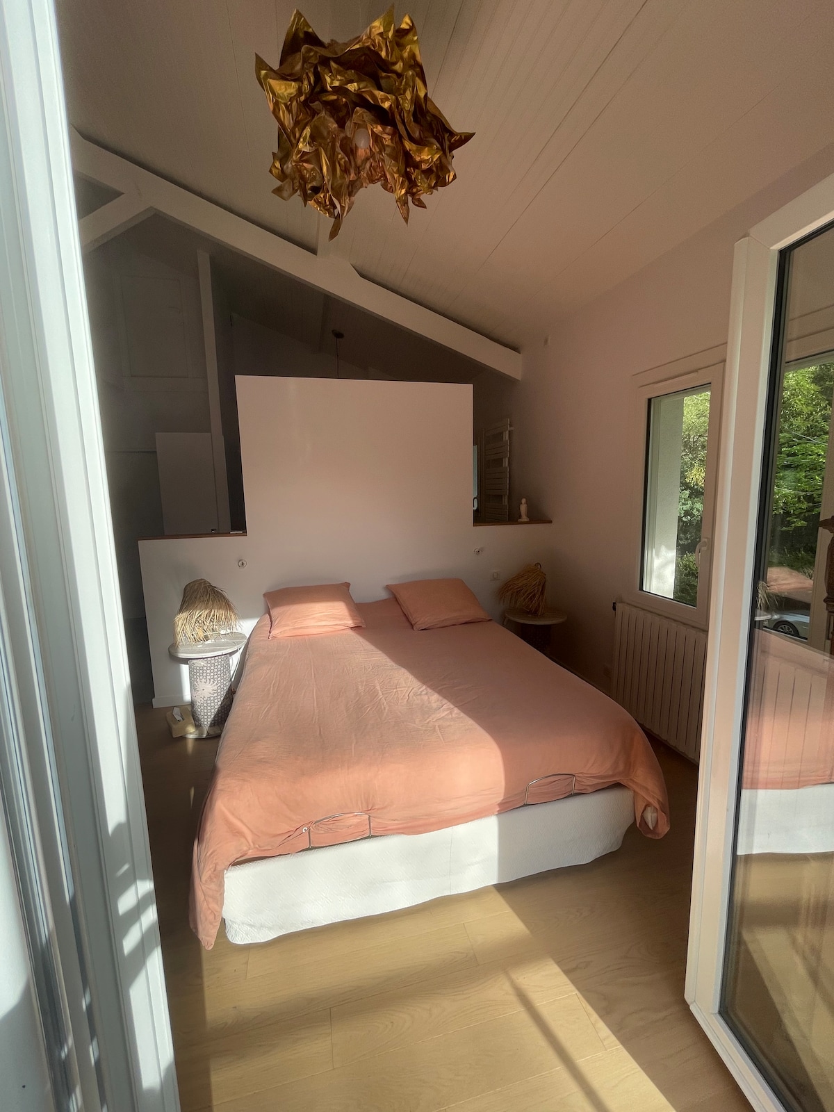 غرفة النوم 1