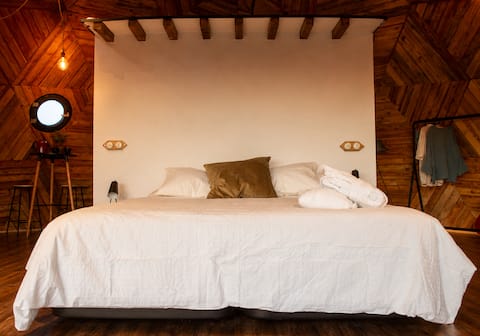 Suite-Garden view-Private Bathroom-Polaris