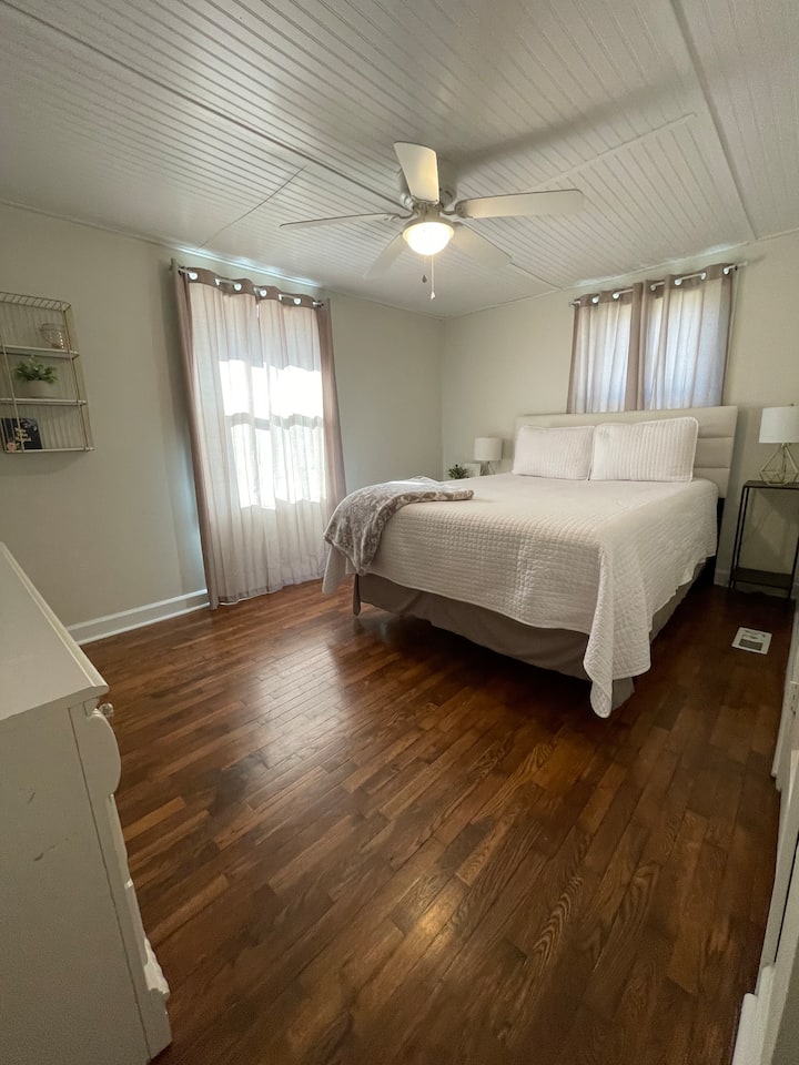 Schlafzimmer 2