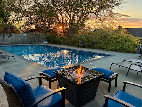 Hudson River Sunset Getaway