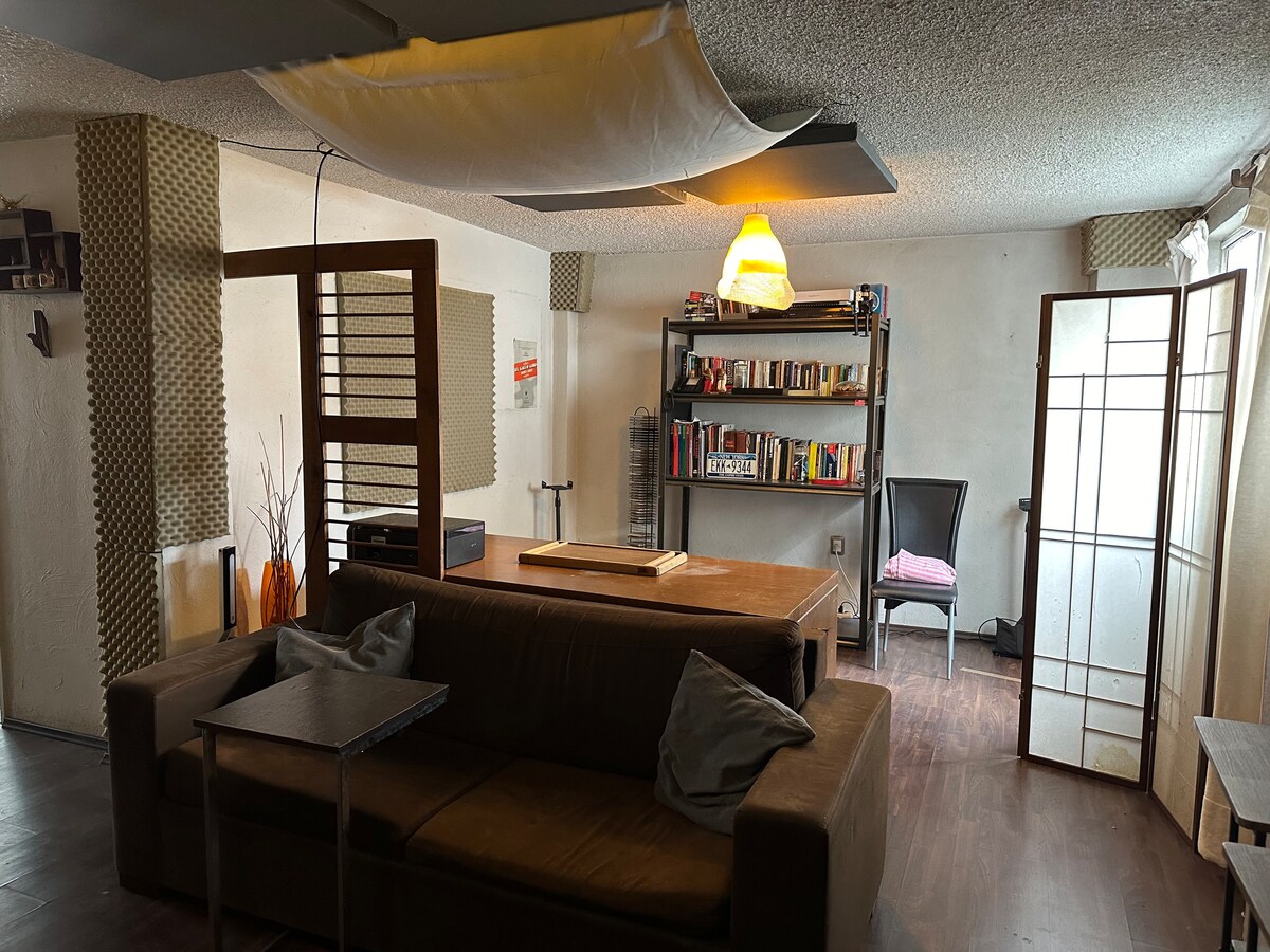 Successful Airbnb property: Confortable Apt. South Mexico City 15 from Sta. Fe in Olivar De Los Padres