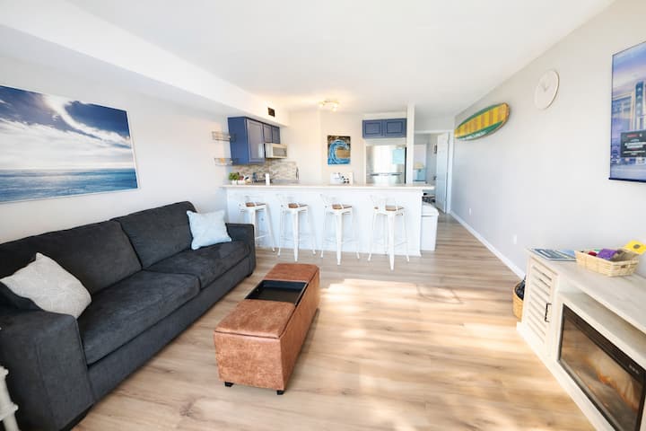 Pet-friendly Condo Steps To Beach - Carolina Beach, NC