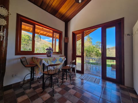 Top Airbnb: Casa do Lago Mantiqueira in São Bento do Sapucaí em São Bento Do Sapucaí