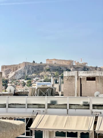 Penthouse with Terrace-ThemelioSuites