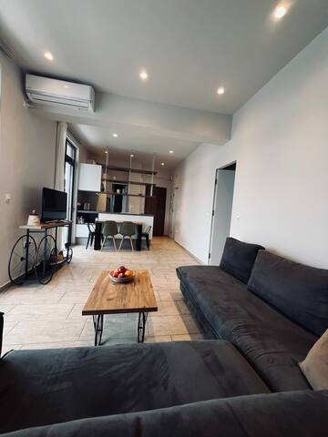 Penthouse with Terrace-ThemelioSuites gallery image 3