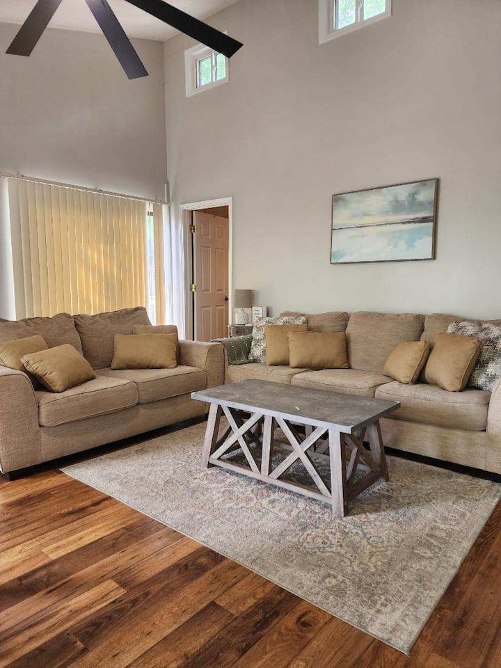 Cozy Lake View Cottage To Relax And Enjoy - Lake Tillery, NC