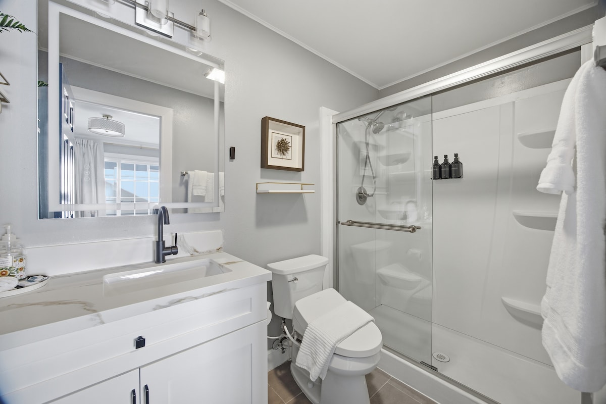 Full bathroom 2 (1)