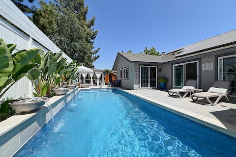 Laguna Hills Pool Waterfall Retreat Sauna Jacuzzi