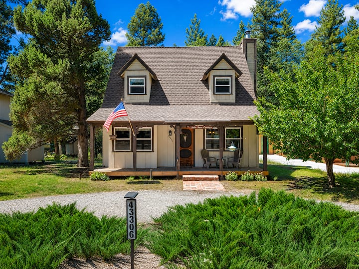 Little Bear Cottage - Walk To Bear Mountain, Fireplace, Deck - ビッグ・ベアー・レイク, CA