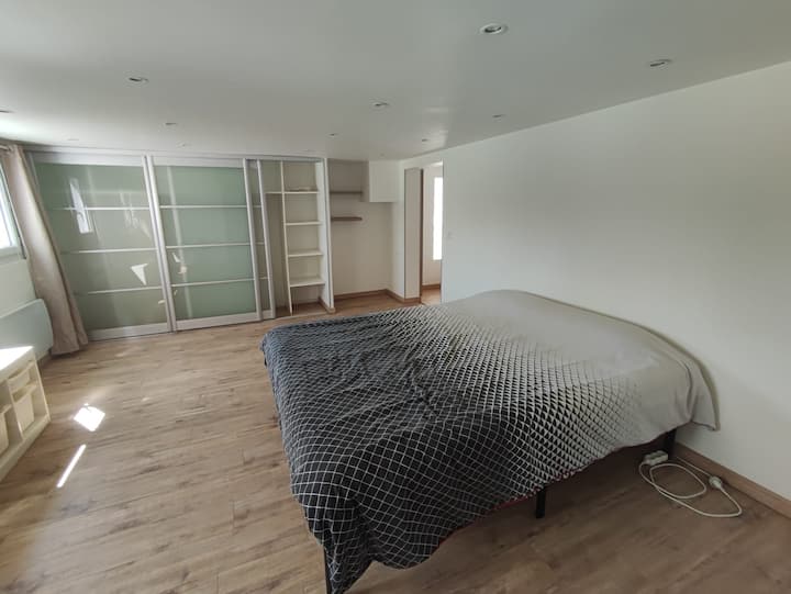 غرفة النوم 1