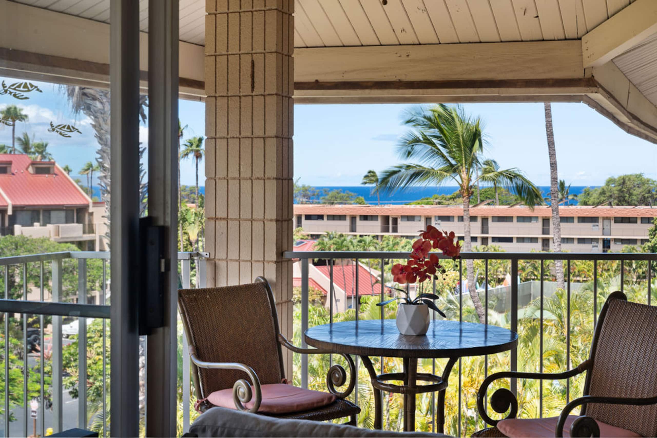 Condo in Kihei · ★4.96 · 2 bedrooms · 3 beds · 2 baths - Image 1