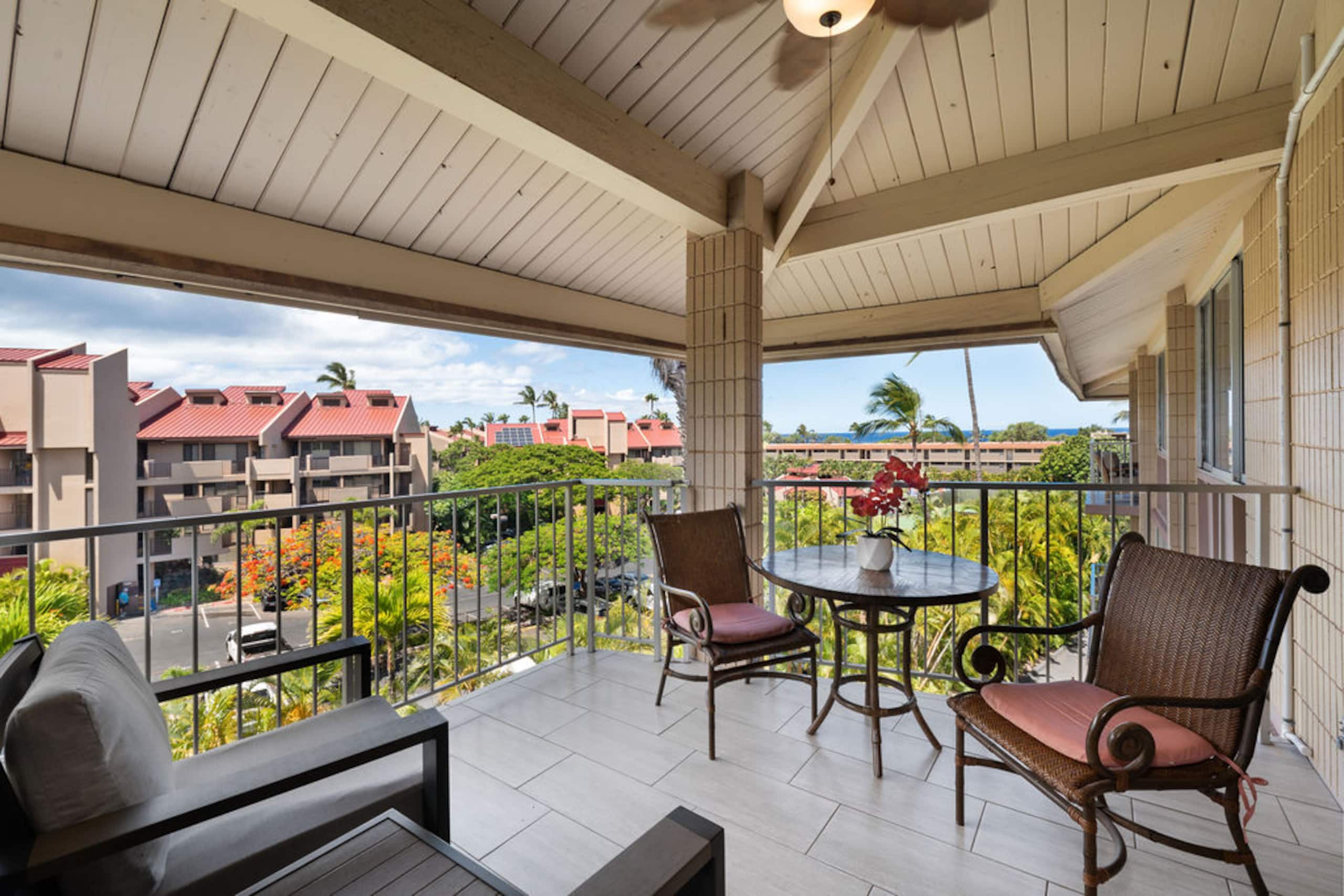 Condo in Kihei · ★4.96 · 2 bedrooms · 3 beds · 2 baths - Image 25