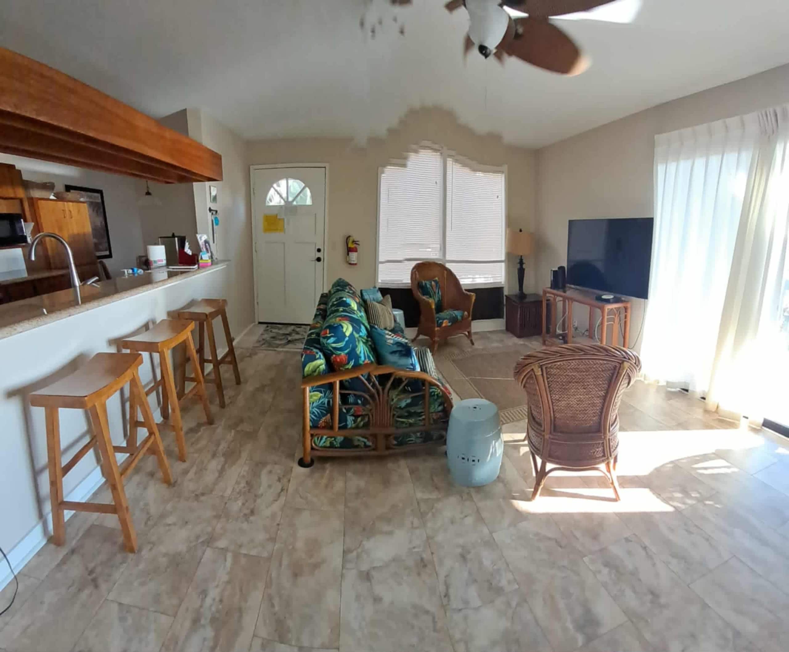 Condo in Kailua-Kona · ★4.92 · 1 bedroom · 2 beds · 2 baths - Image 3