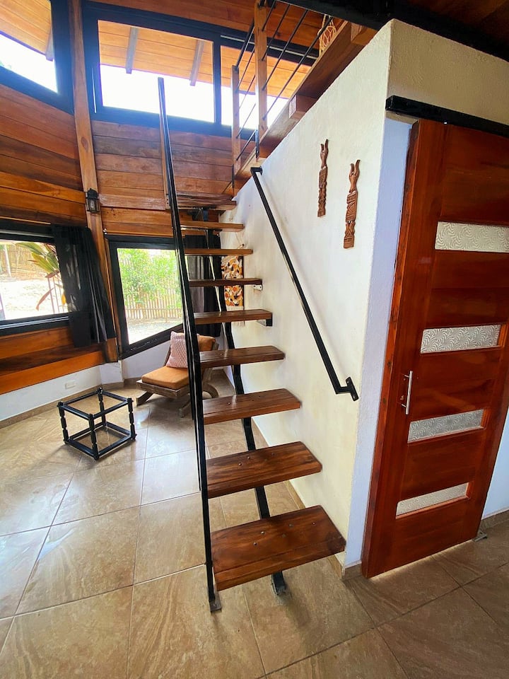 Casa De Madera Con Hydromasaje Vista Al Mar - Atacames