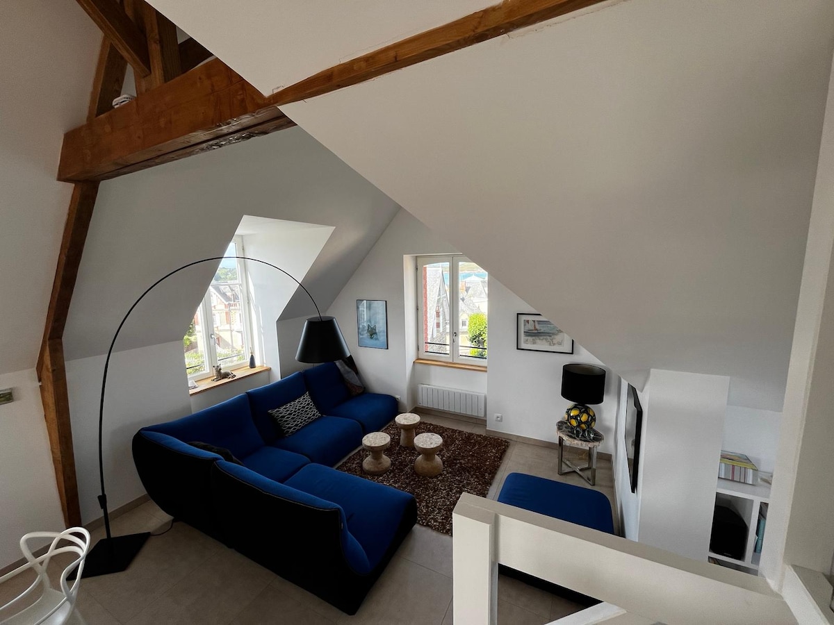 Top Airbnb: Duplex with sea views and heated pool in Saint Lunaire