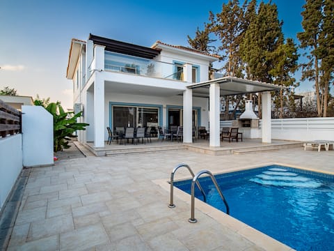 Family Holiday Beachfront Villa Perivolia