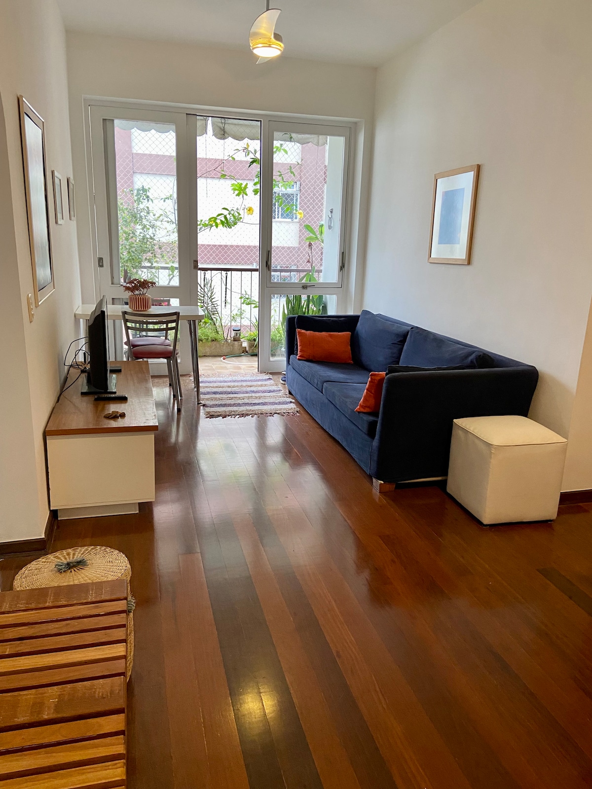 Top Airbnb: Between the Sea and the Mountain in the heart of Gávea in Gávea