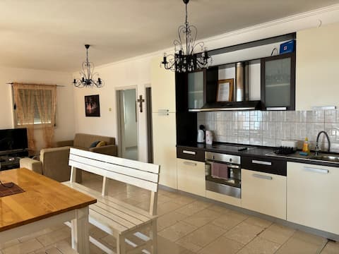 Top Airbnb: Seagull Apartment Komarna in Općina Slivno