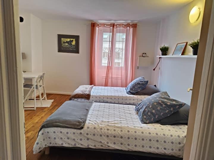 საძინებელი 1