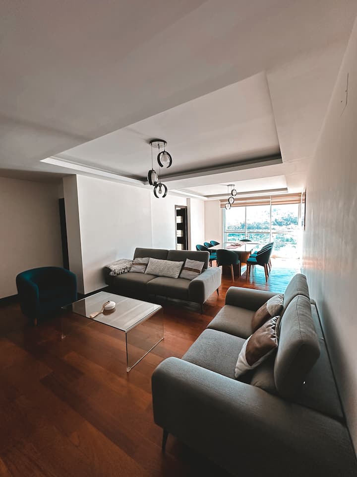 New 3 Bedroom Condo With Free Parking On Premises - 拉巴斯