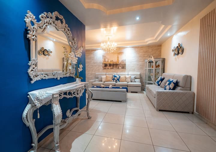 Stunning Luxury House With Pool 6 Bedrooms In Town - 薩爾瓦多