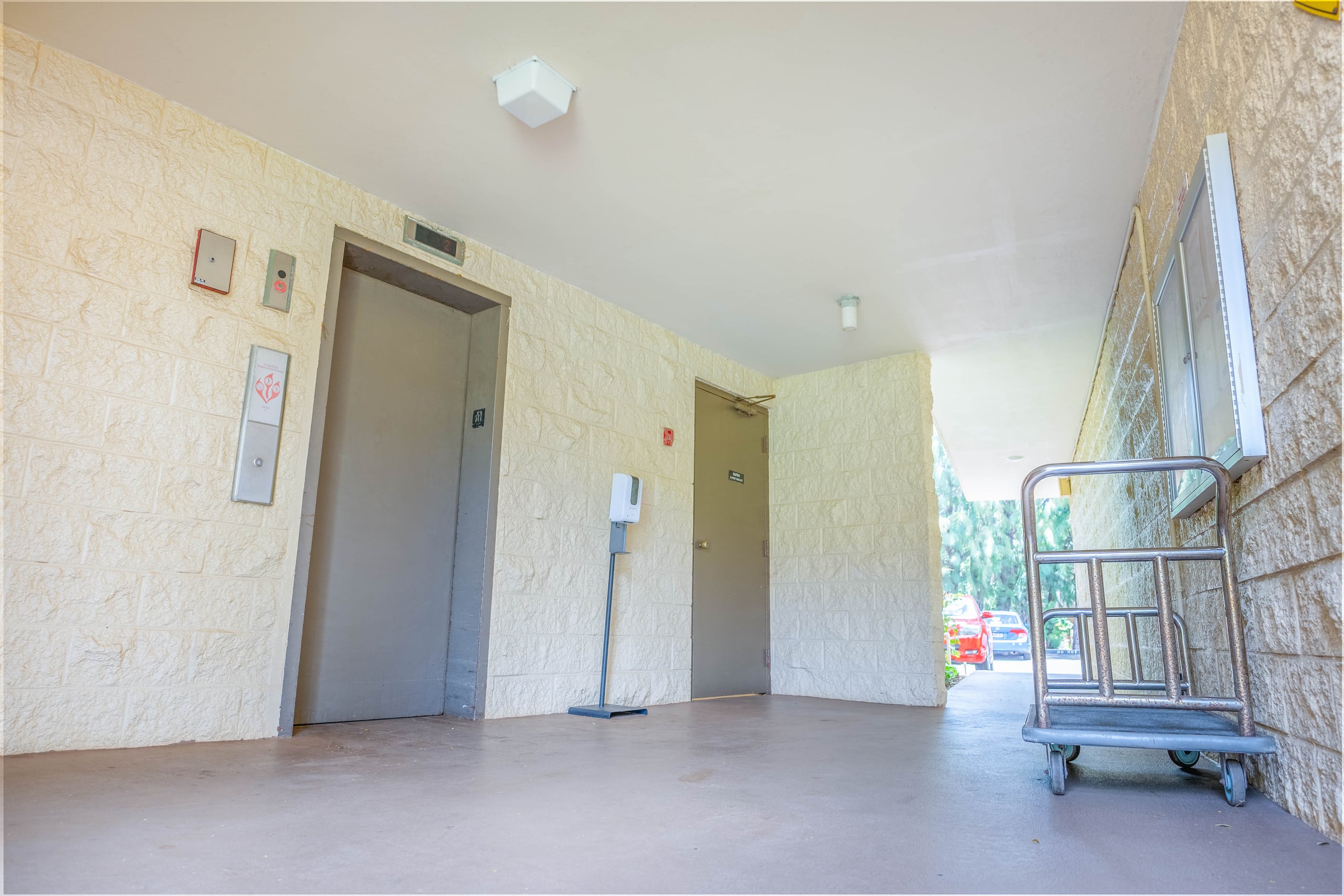 Condo in Wailuku · ★4.83 · 2 bedrooms · 4 beds · 2 private baths - Image 38
