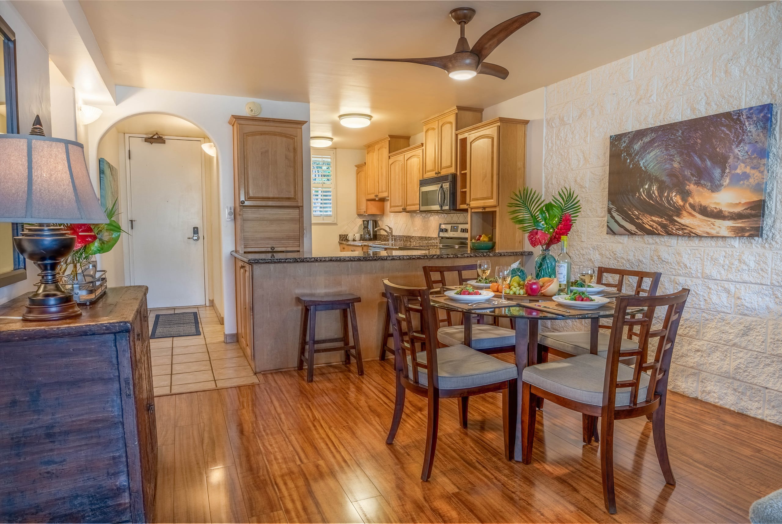 Condo in Wailuku · ★4.83 · 2 bedrooms · 4 beds · 2 private baths - Image 8