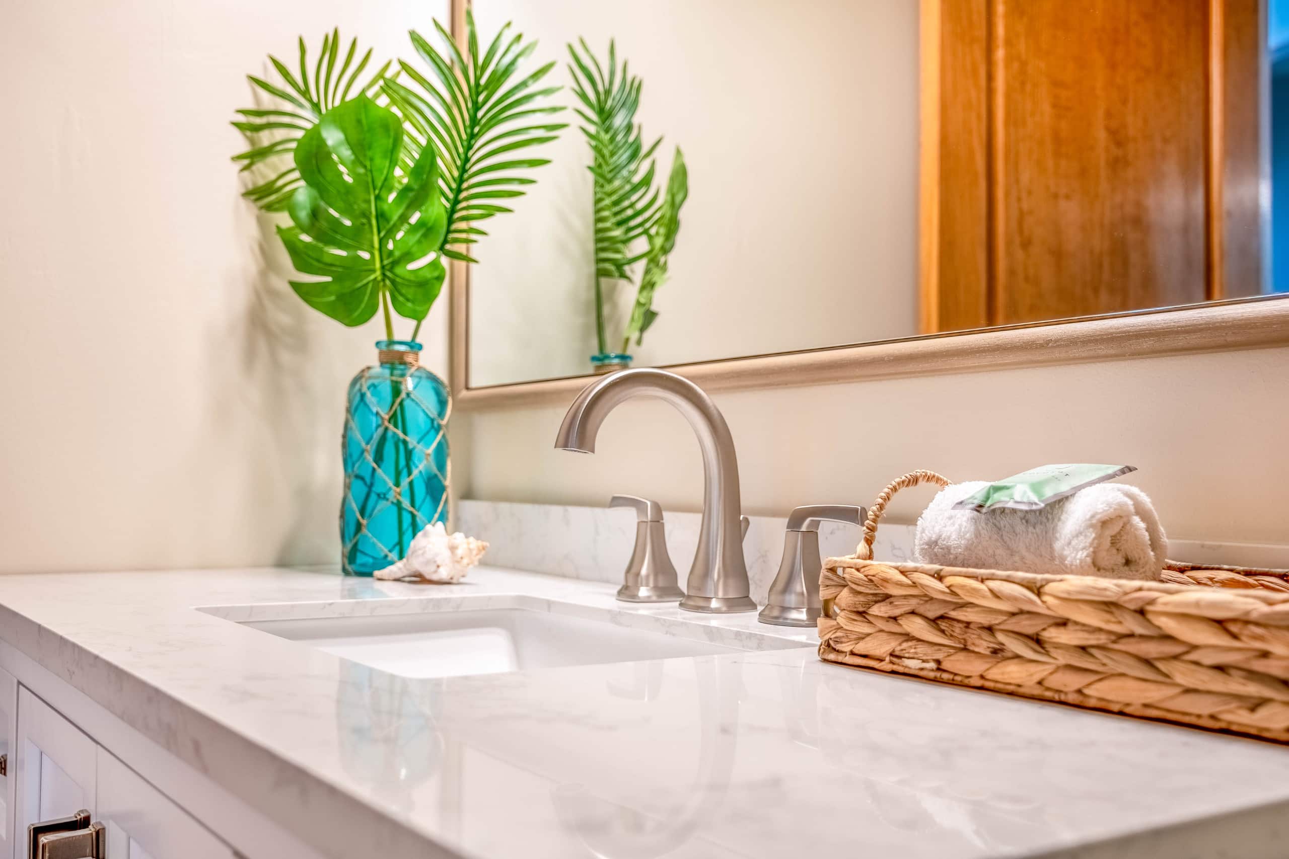 Condo in Wailuku · ★4.83 · 2 bedrooms · 4 beds · 2 private baths - Image 18