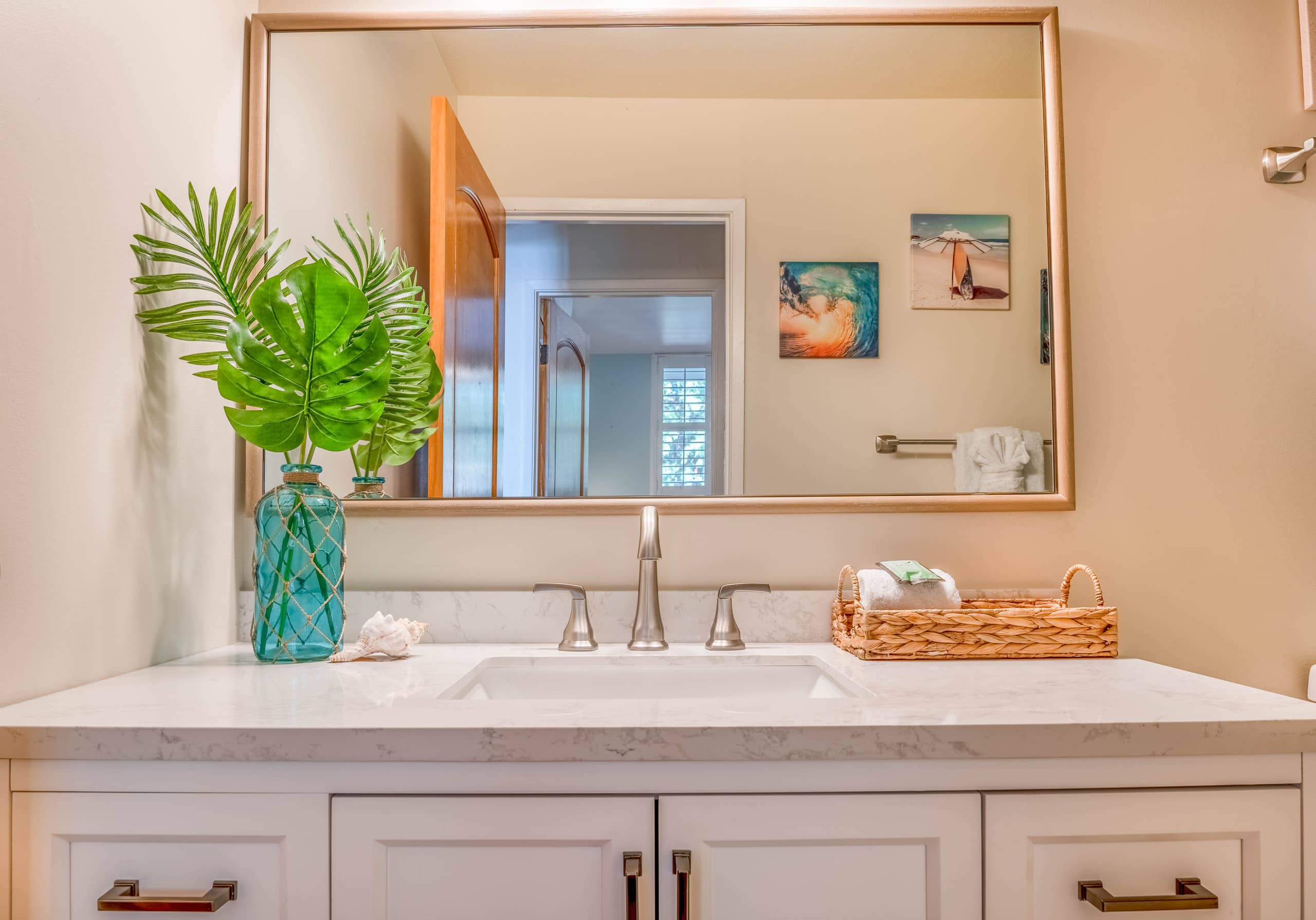 Condo in Wailuku · ★4.83 · 2 bedrooms · 4 beds · 2 private baths - Image 17