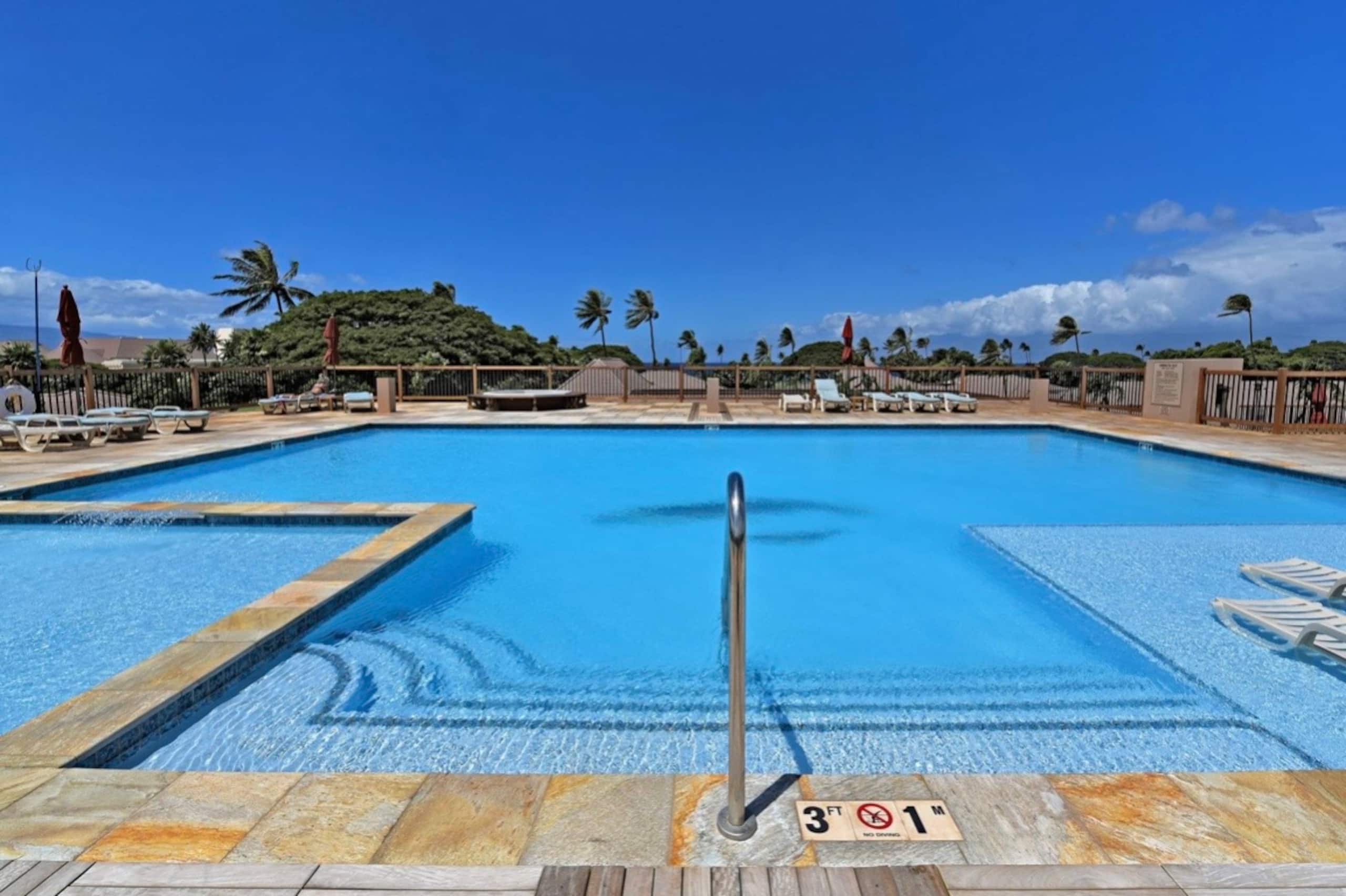 Condo in Lahaina · ★4.95 · Studio · 2 beds · 1 bath - Image 128