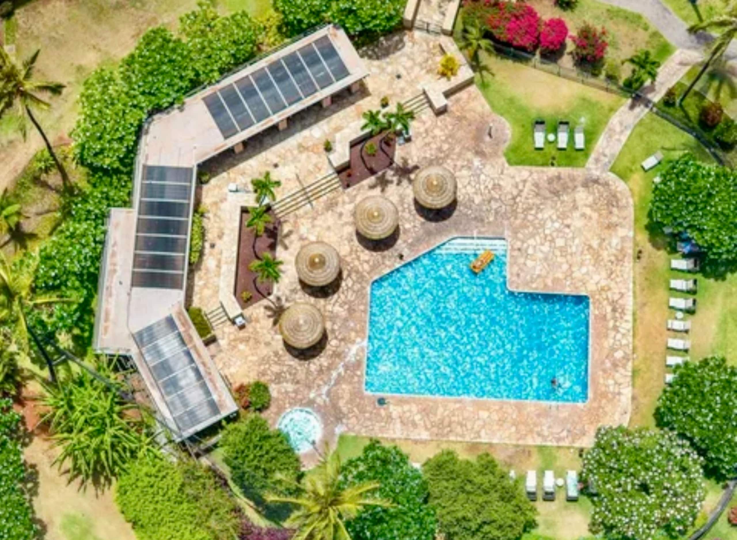 Condo in Lahaina · ★4.95 · Studio · 2 beds · 1 bath - Image 106
