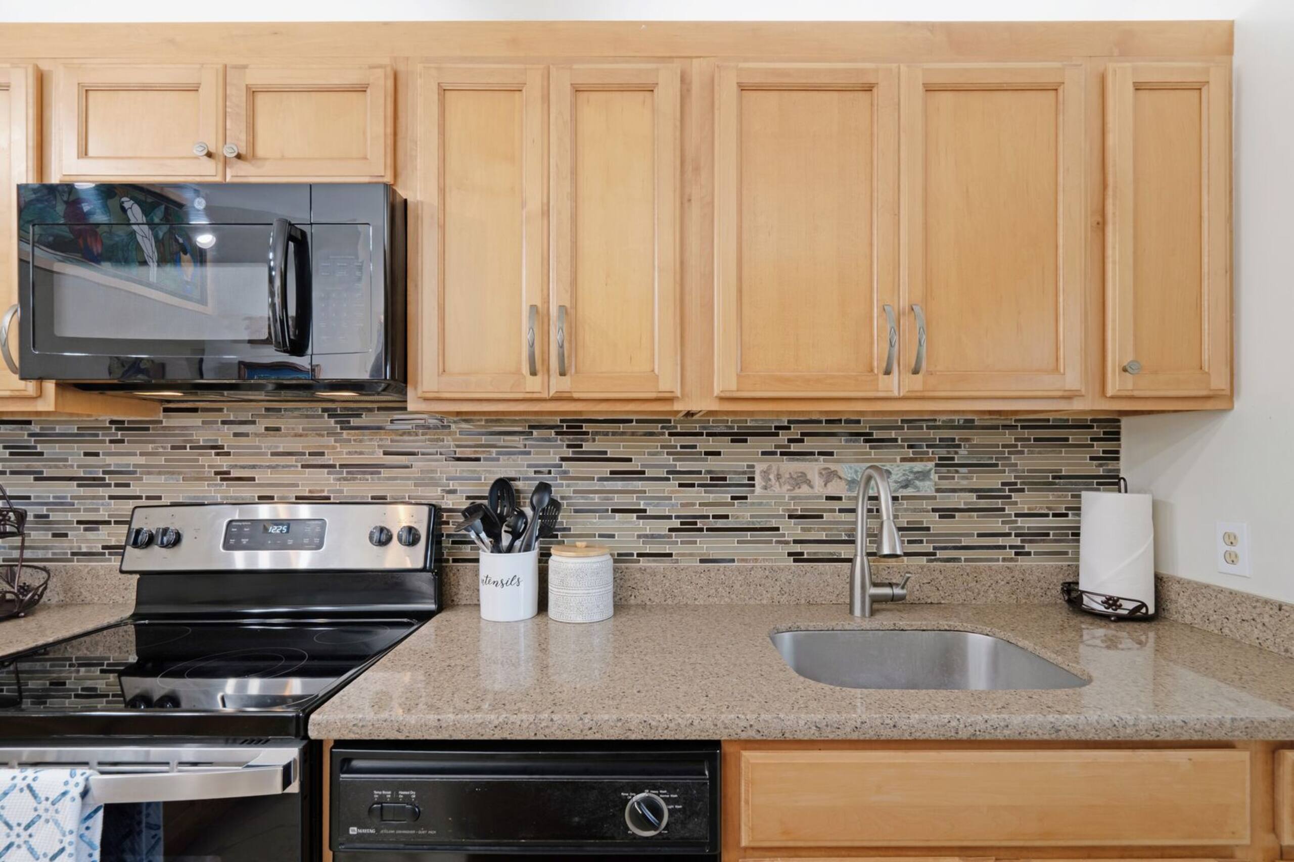 Condo in Kihei · ★4.46 · 2 bedrooms · 3 beds · 2 baths - Image 28