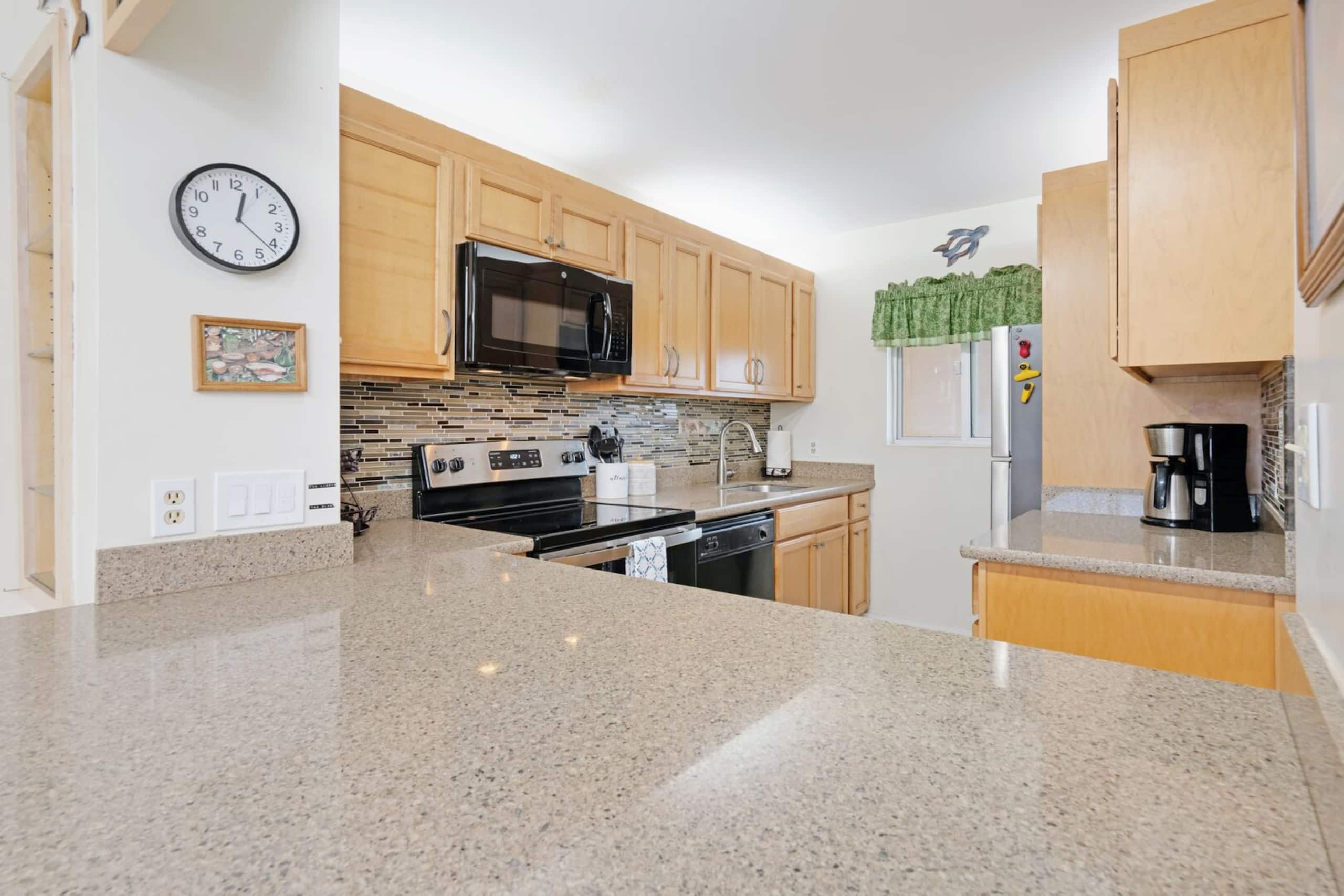 Condo in Kihei · ★4.46 · 2 bedrooms · 3 beds · 2 baths - Image 7