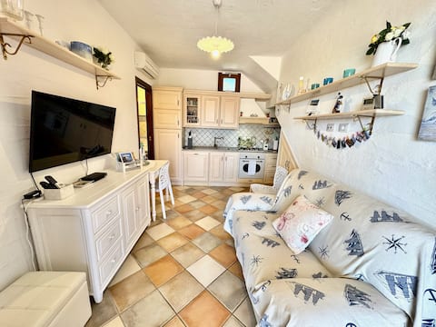 Successful Airbnb property: GIOIA Apartment : Wi-Fi + Swimming Pool + Garage in Iglesias